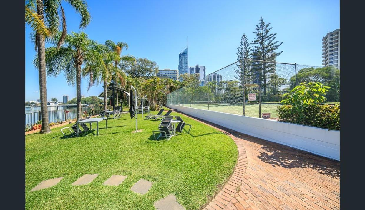 Silverton Apartment Resort Surfers Paradise Gold Coast Exterior foto